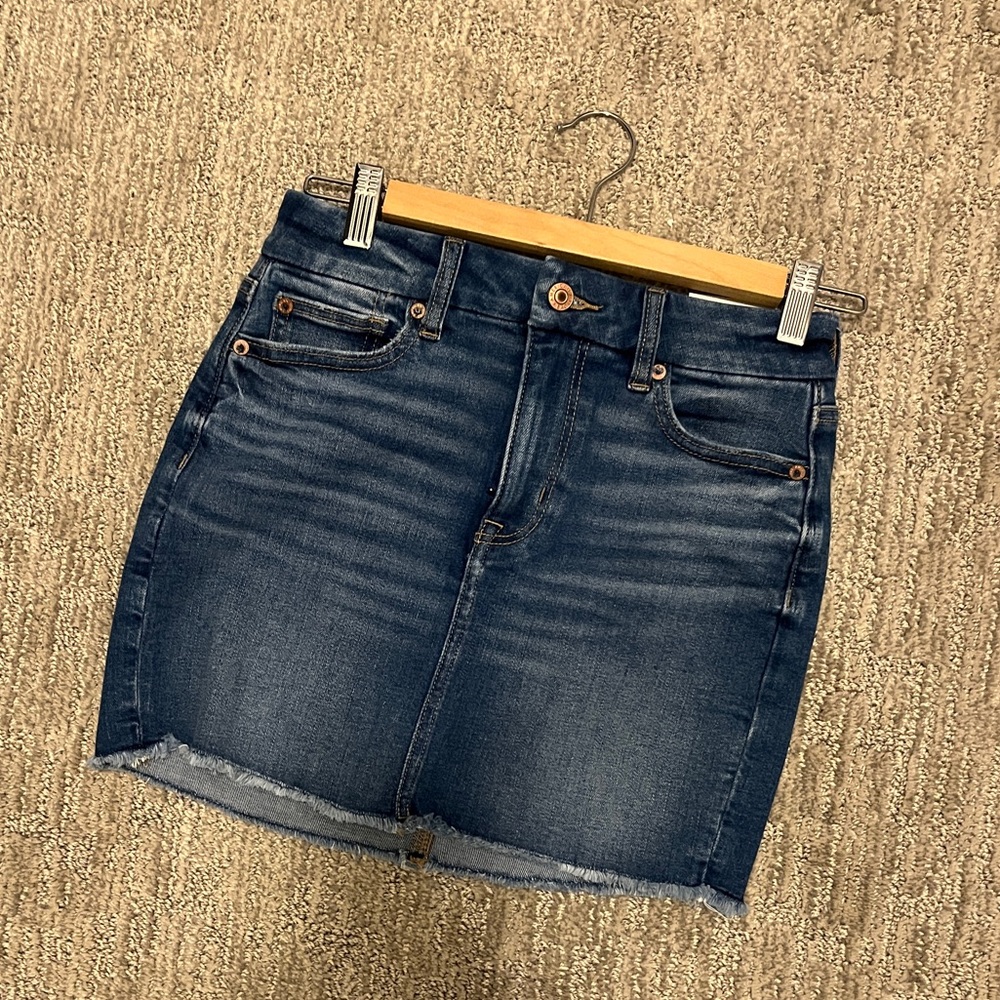 SOLD 💙 NWT American Eagle Denim Mini Skirt